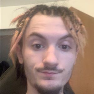 Meet your Posher, Travis